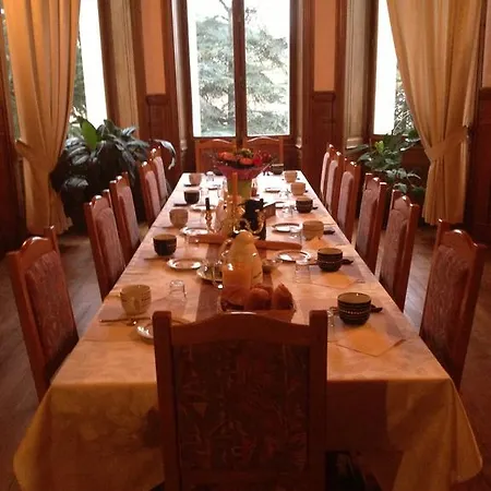 Le Domaine Des Soyeux Bed & Breakfast 3*