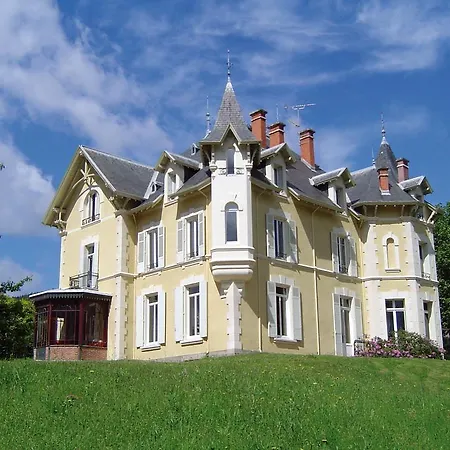 Le Domaine Des Soyeux Bed & Breakfast