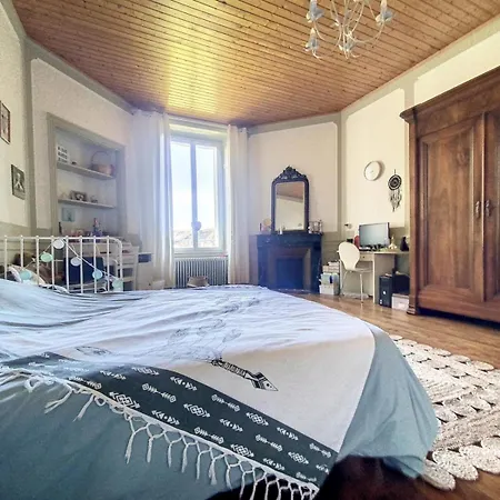 Le Domaine Des Soyeux Bed & Breakfast